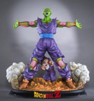 Figura Resina de Piccolo Sacrificándose por Gohan